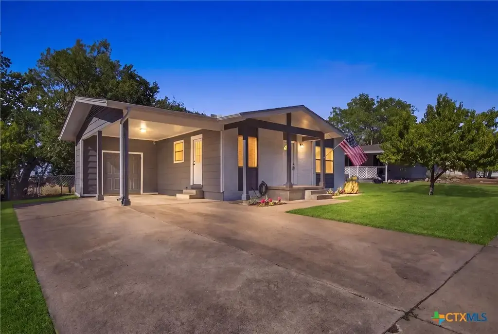 714 W Avenue Avenue, Copperas Cove