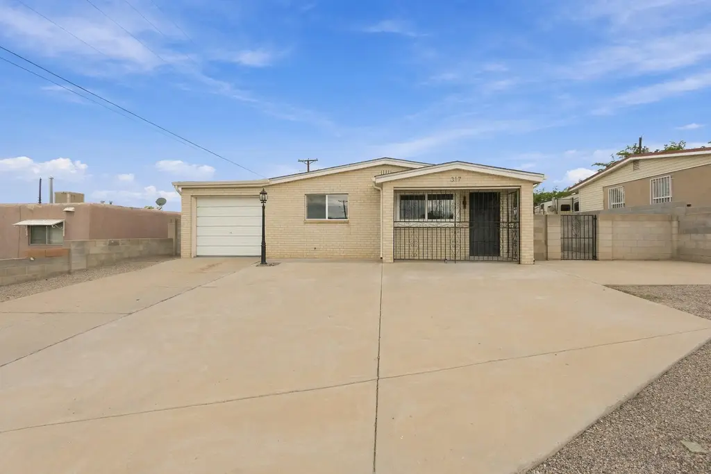 317 64th Street Sw, Albuquerque
