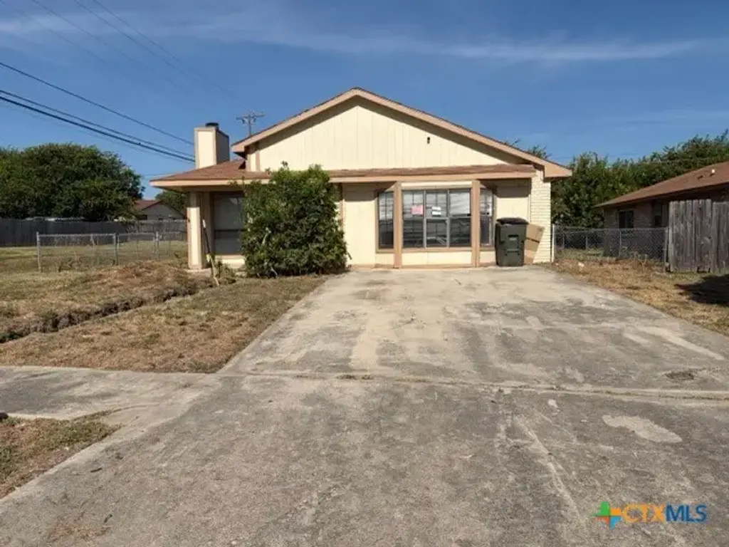 2005 Eisenhower Drive, Killeen