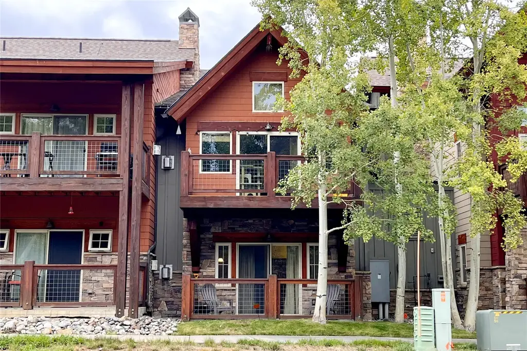 801 Lakepoint Drive B11, Frisco