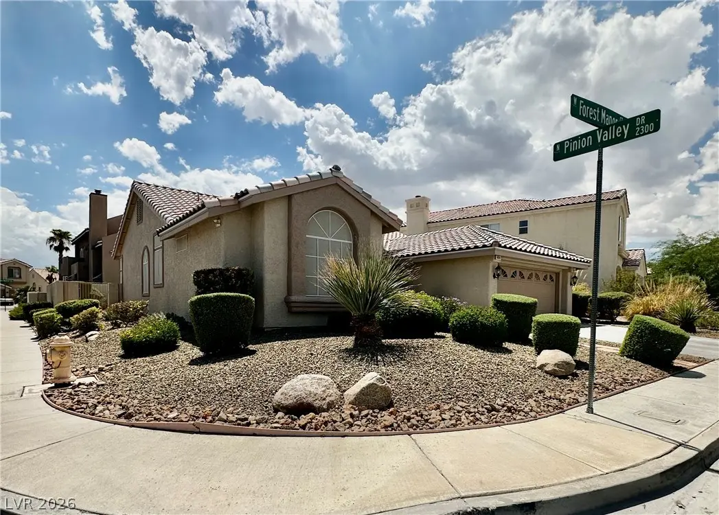 9201 Forest Manor Court, Las Vegas