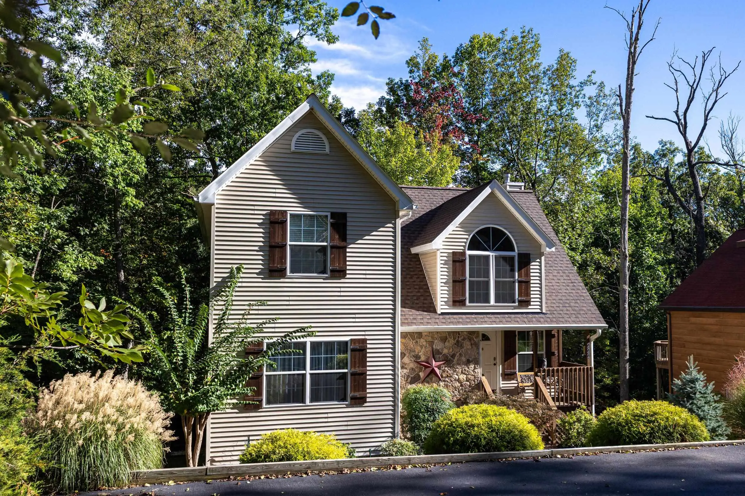 222 Grouse Dr, Mcgaheysville