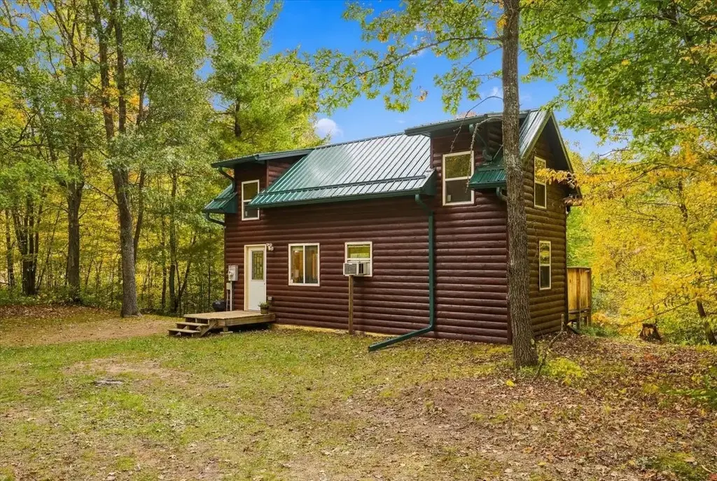 W11625 River Ridge Lane, Bruce