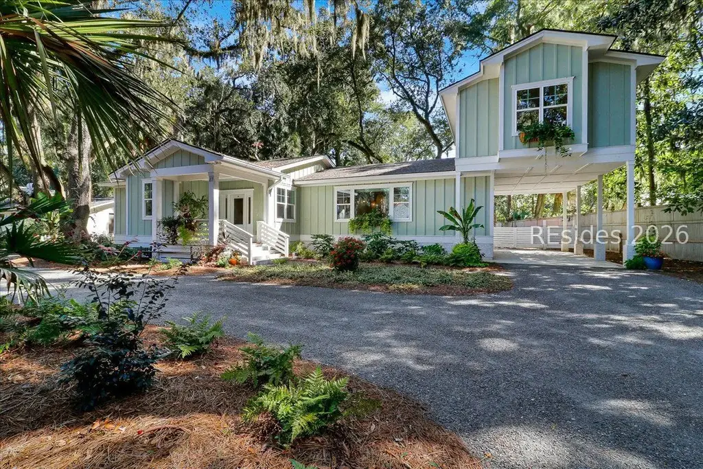27 Palmetto Beach Drive, Bluffton