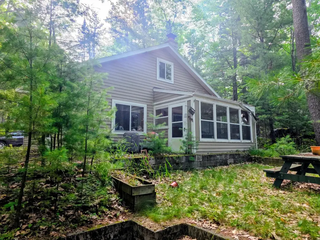 7554 Clear Lake Rd, Rhinelander
