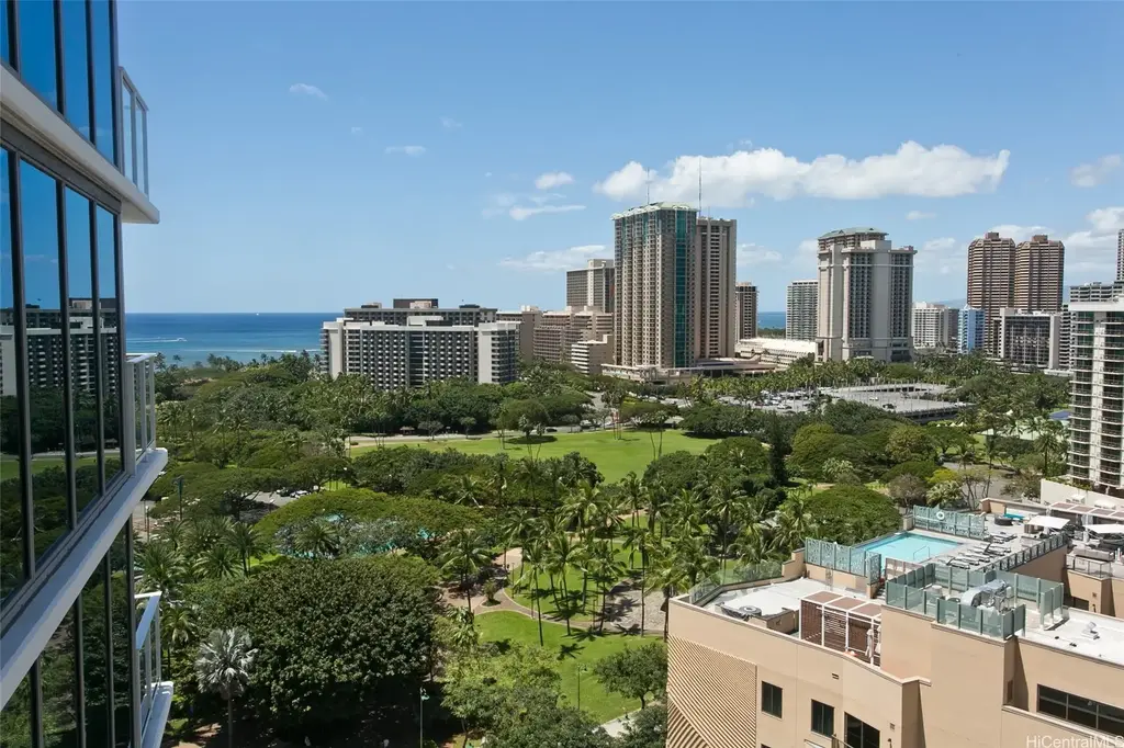 (unit #1801) 383 Kalaimoku Street, Honolulu
