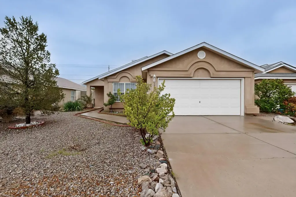 500 Adirondack Place Se, Albuquerque