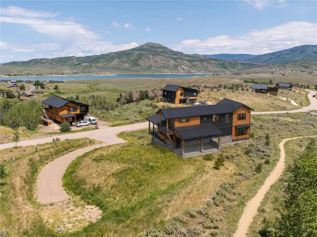23320 Postrider Trail, Oak Creek