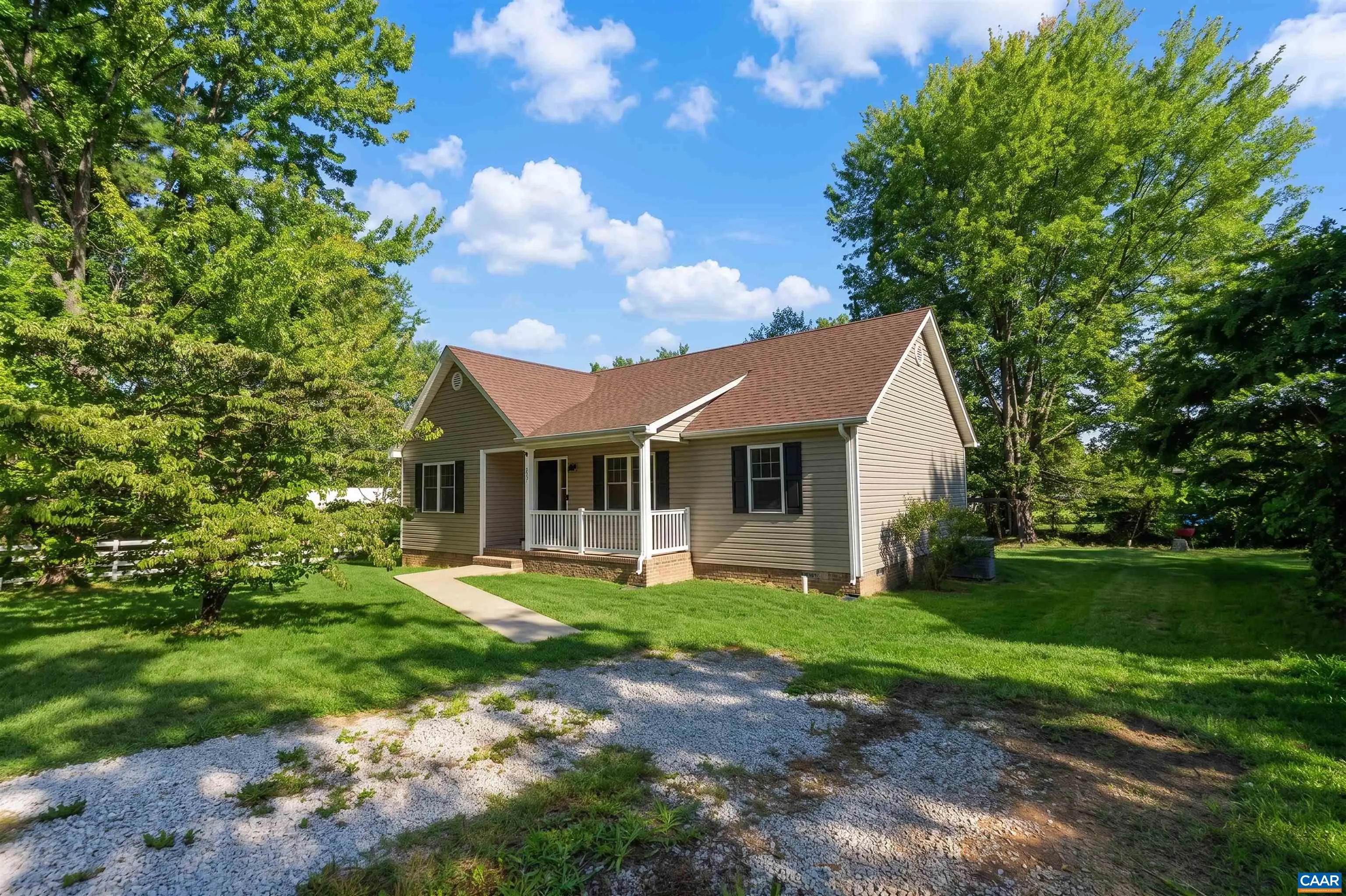 38 Hayrick Rd, Waynesboro