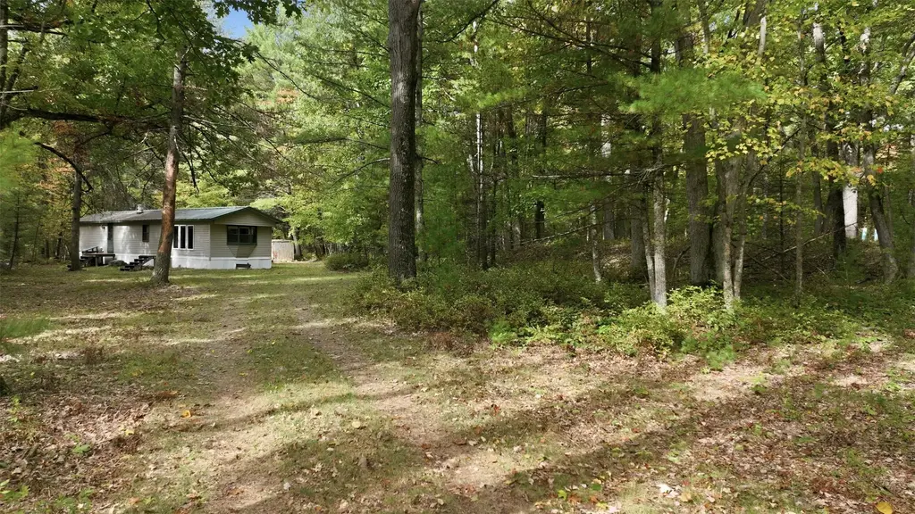 S10130 County Road H, Fairchild