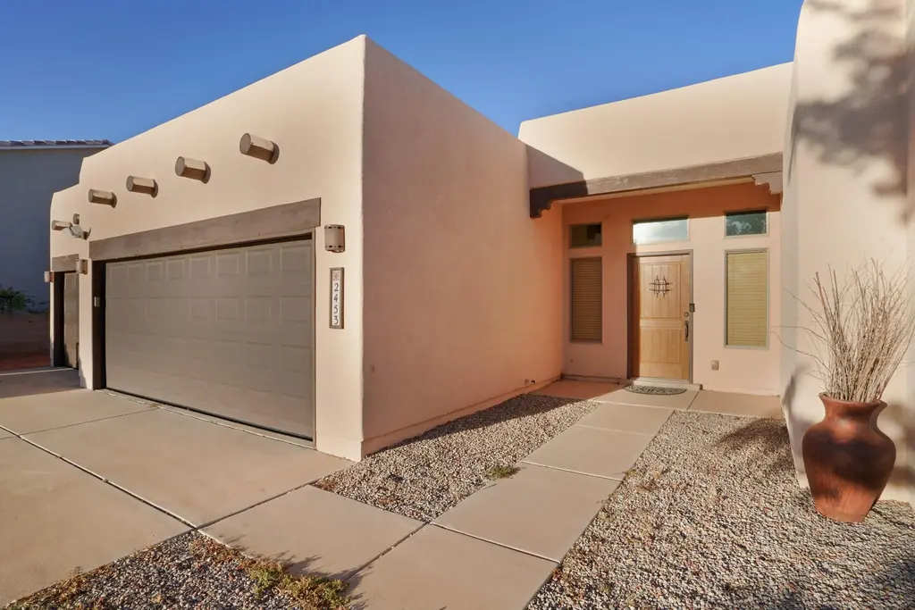 2453 Tyler Loop Ne, Rio Rancho