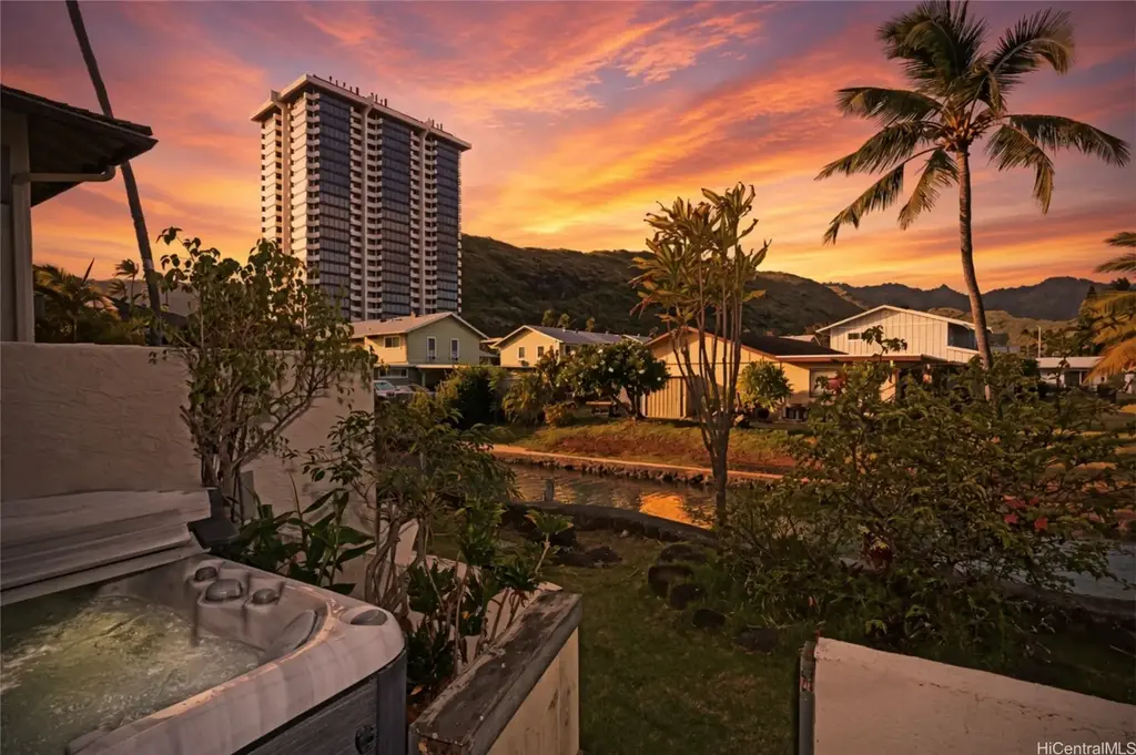 (unit #d5) 211 Kawaihae Street, Honolulu
