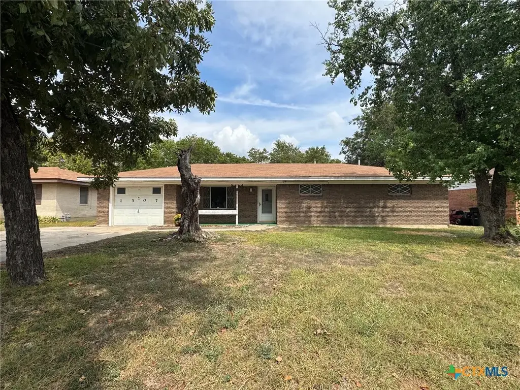 1307 Duval Drive, Killeen