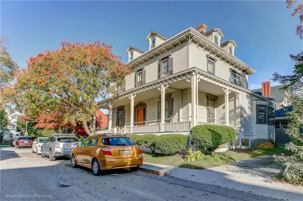 9 Whitfield Pl # 2, Newport