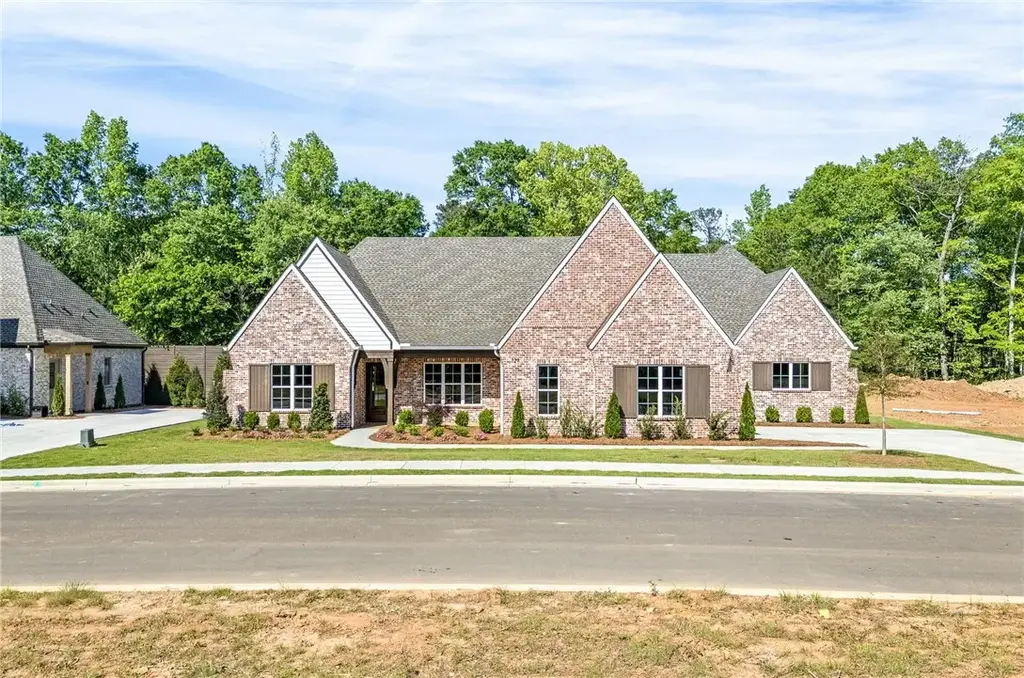 20 Bethesda Ct, Auburn
