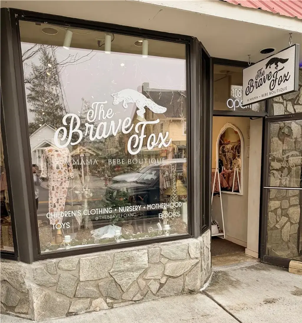 1087-2 Main Street, Blowing Rock