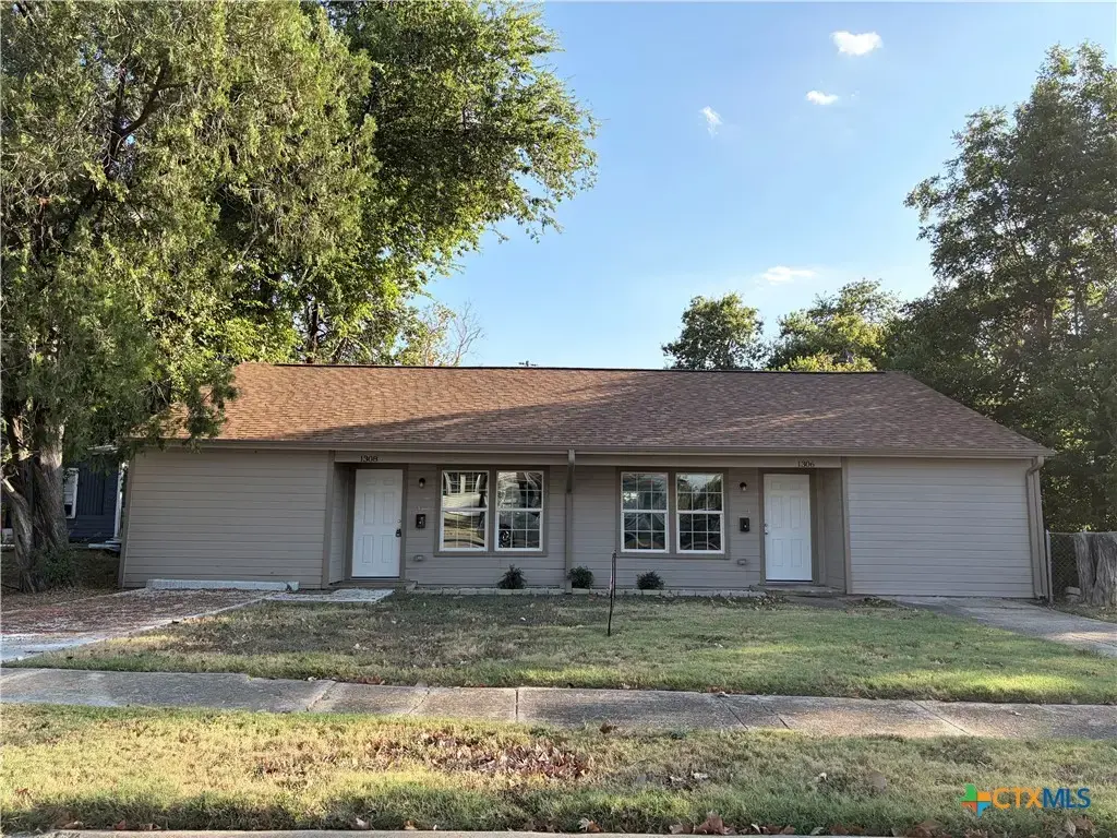 1306 White Avenue 2, Killeen