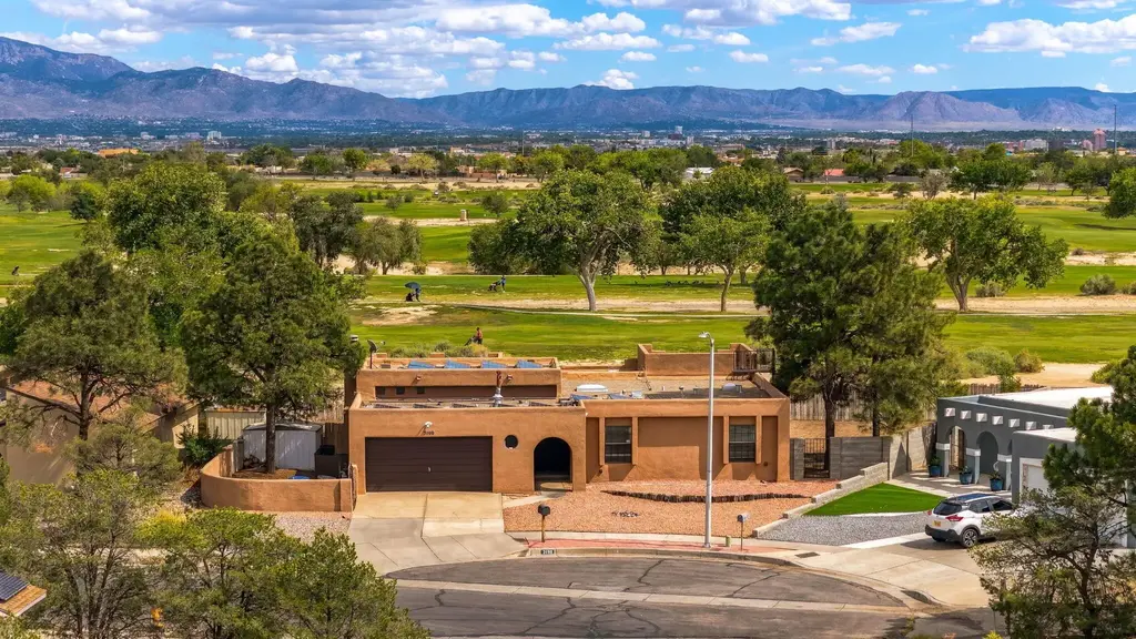3100 Vista Del Sur Street Nw, Albuquerque