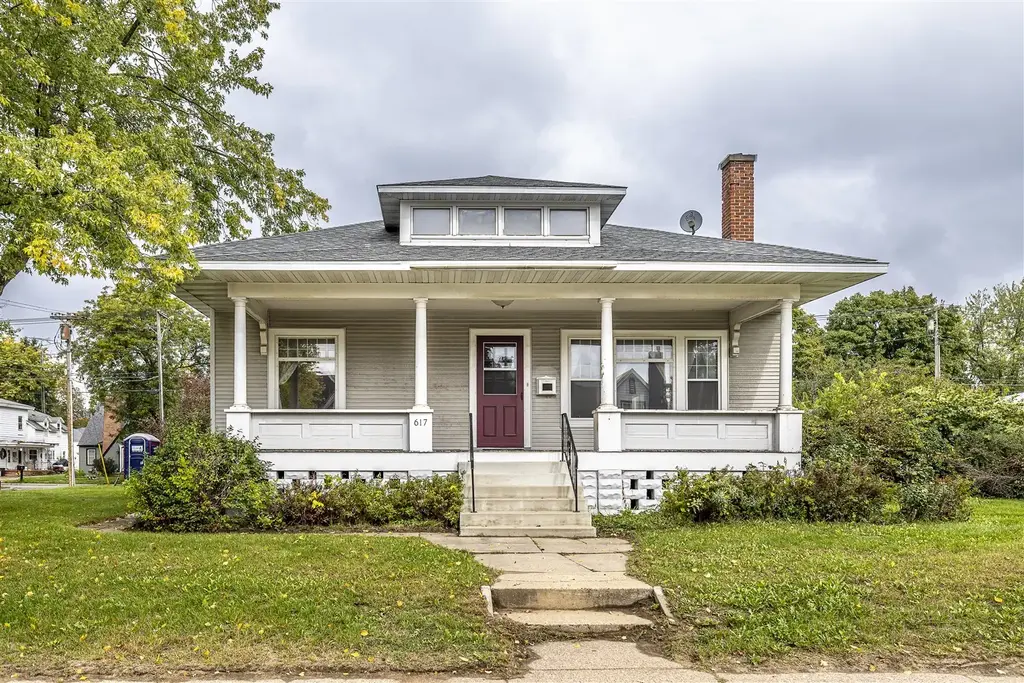 617 Main Street, Black River Falls