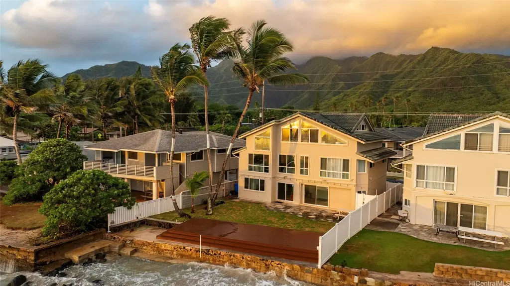 53-853 Kamehameha Highway, Hauula