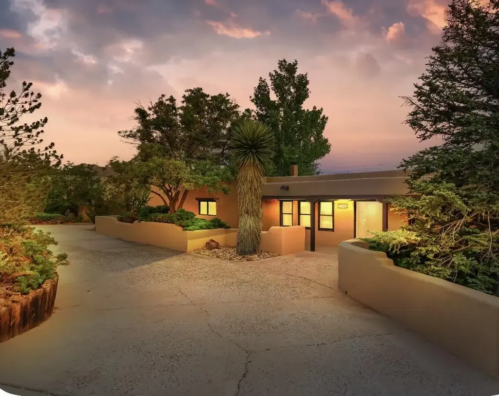 14018 Arcadia Road Ne, Albuquerque