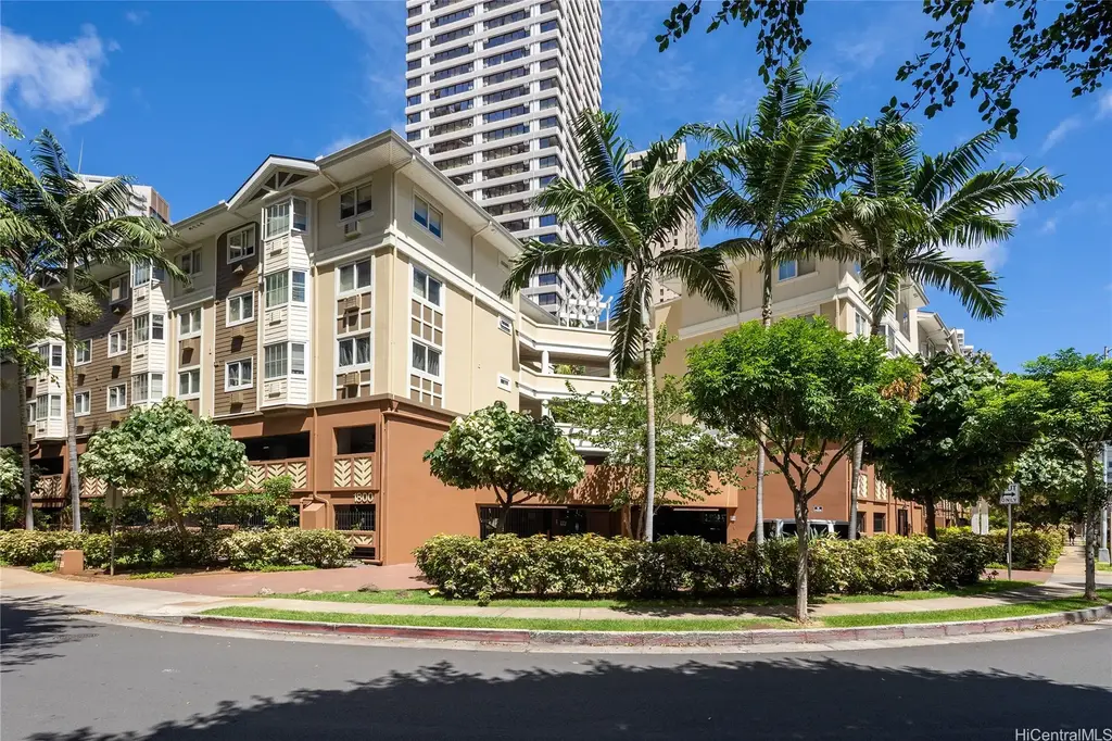 (unit #c304) 1800 Kaioo Drive, Honolulu
