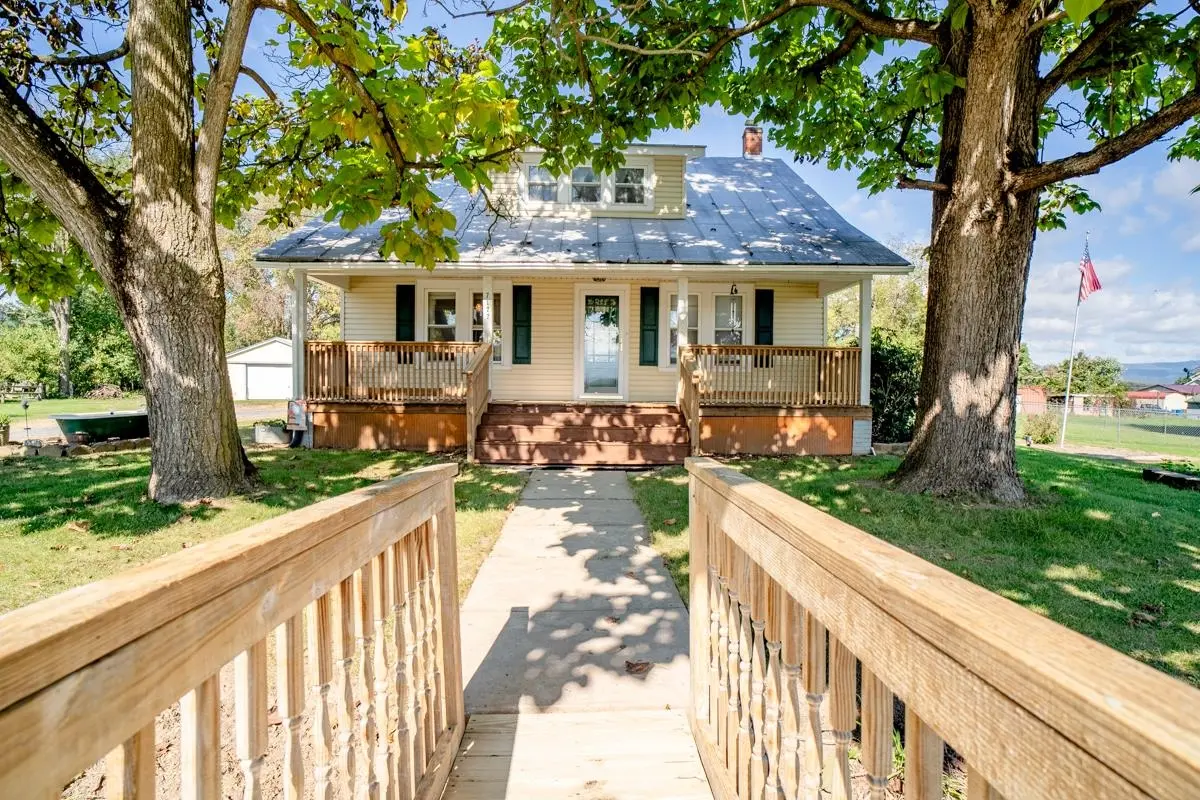 7177 East Point Rd, Elkton