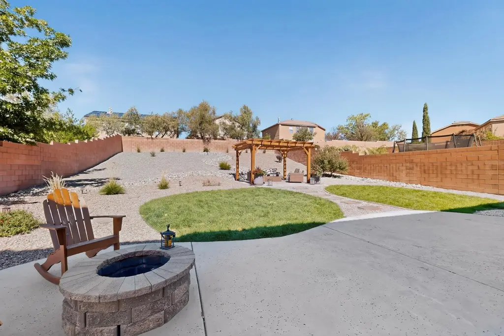 2425 Camino Seville Se, Rio Rancho