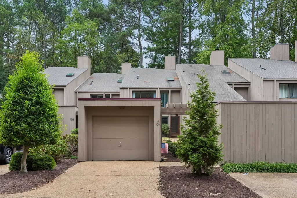 104 Harrops Glen, Williamsburg