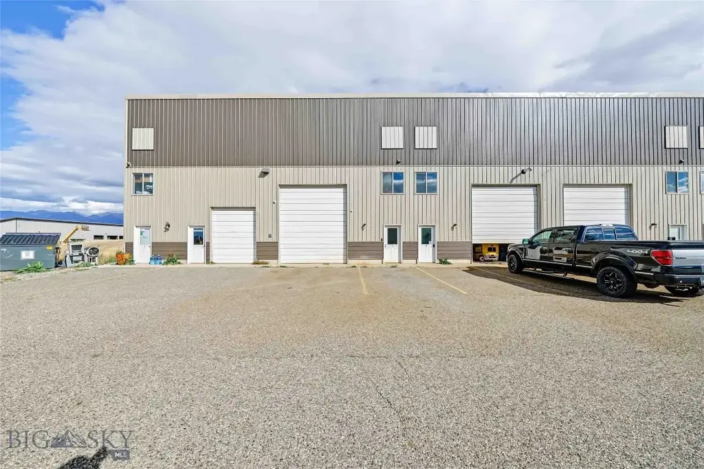 211 Jetway Drive G, Belgrade