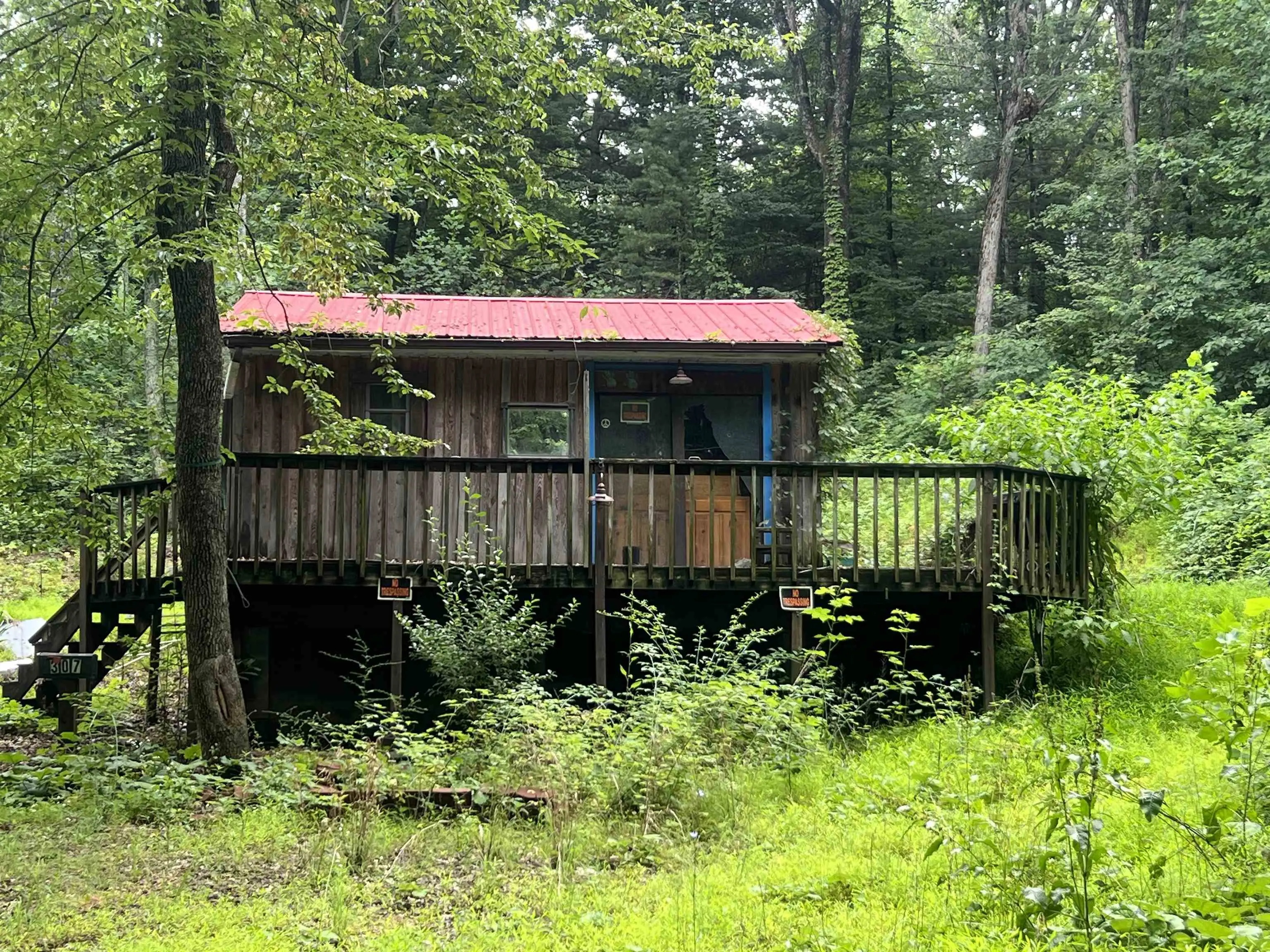 307 Deer Trl, Greenville