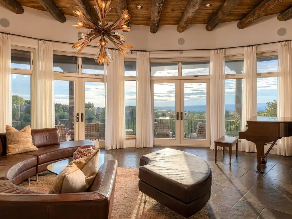 1212 Camino De Cruz Blanca, Santa Fe