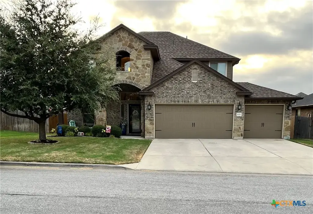 1021 Garden Green Drive, Temple