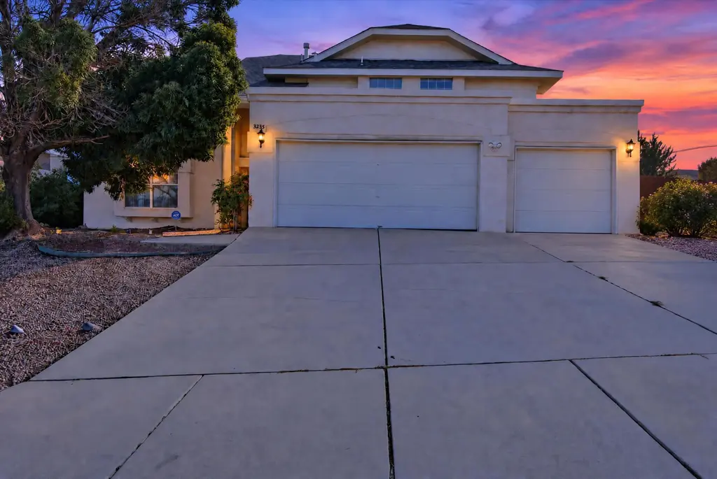 3233 Chandra Lane Se, Rio Rancho