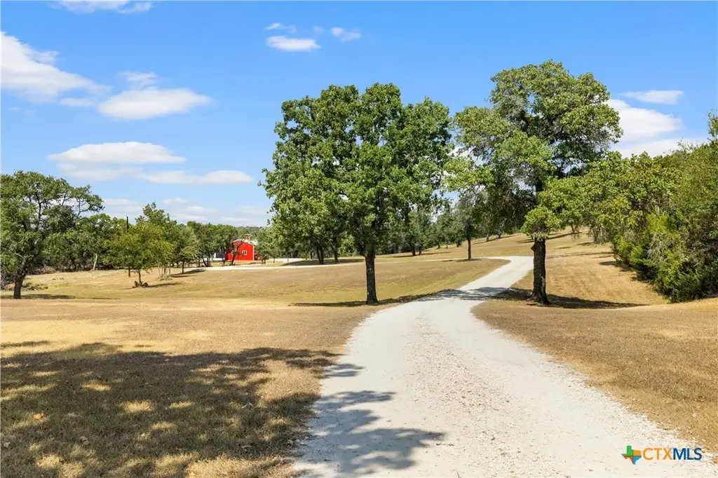 3090 Texas 236 Hwy, Moody