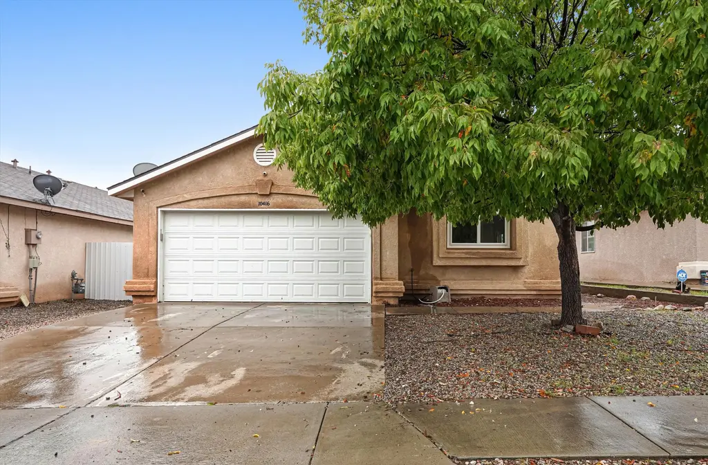 10416 Johncock Avenue Sw, Albuquerque