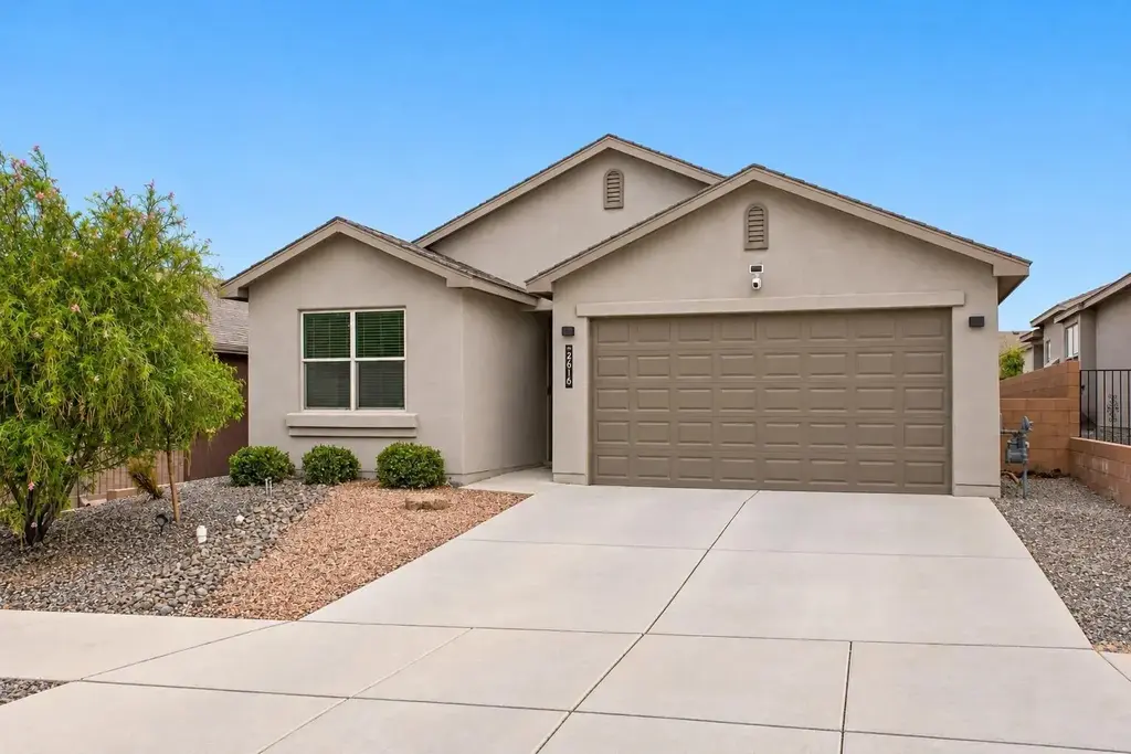 2610 Camino Plata Loop Ne, Rio Rancho