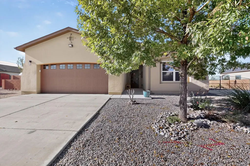 6945 Mountain Hawk Loop Ne, Rio Rancho