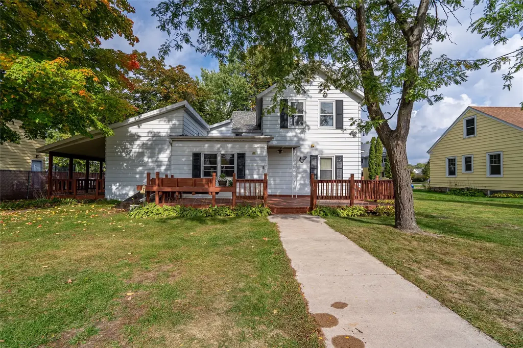 16 S Grove Street, Chippewa Falls