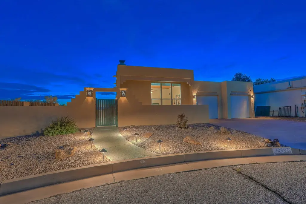 12601 Carmel Court Ne, Albuquerque