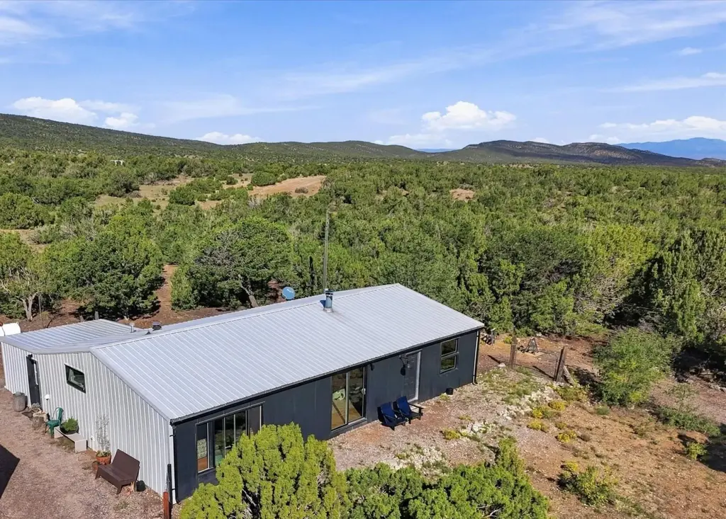 548 Gunsmoke Road, Sandia Park