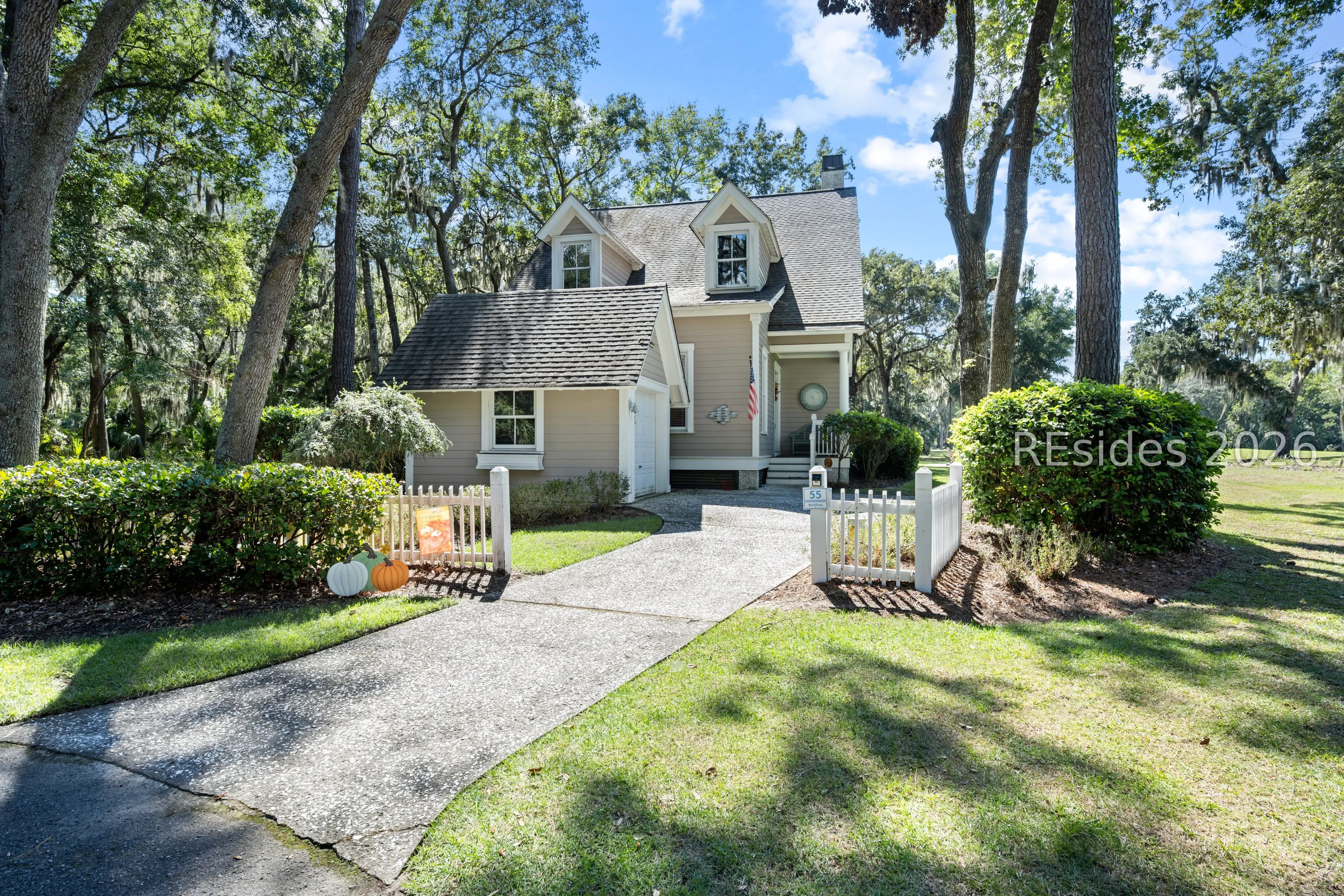 Photo of Listing #513353