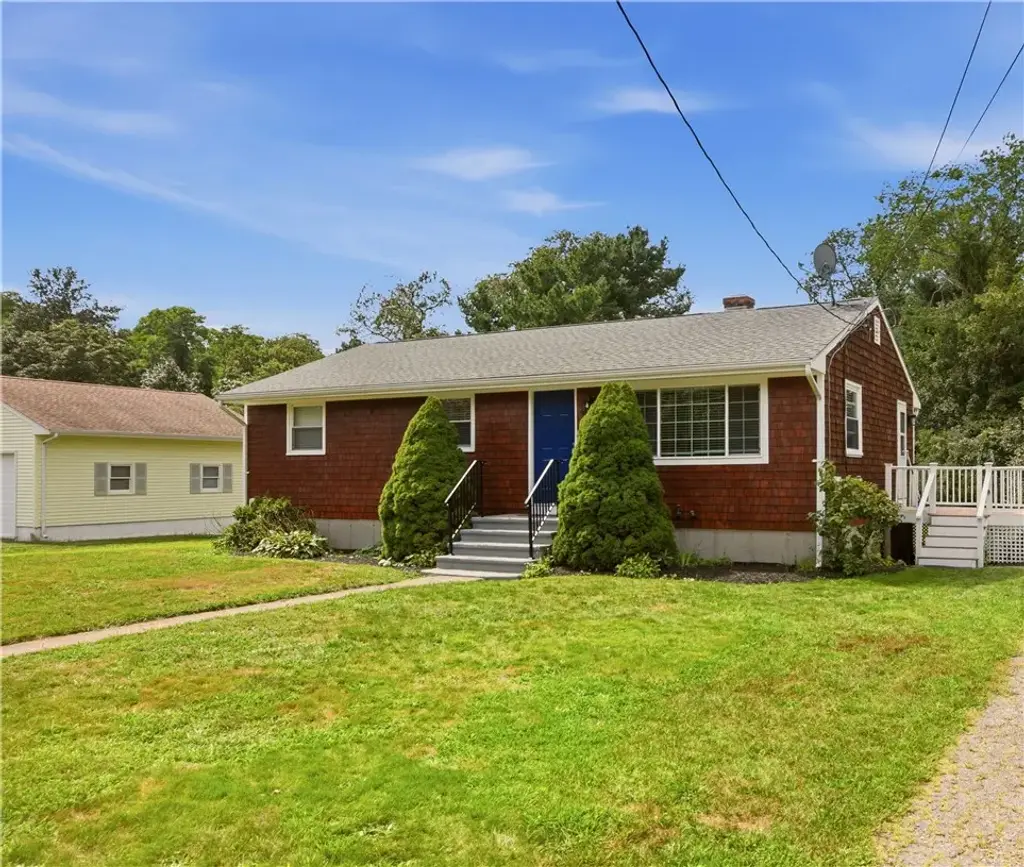 19 Flint Corn Rd, Portsmouth