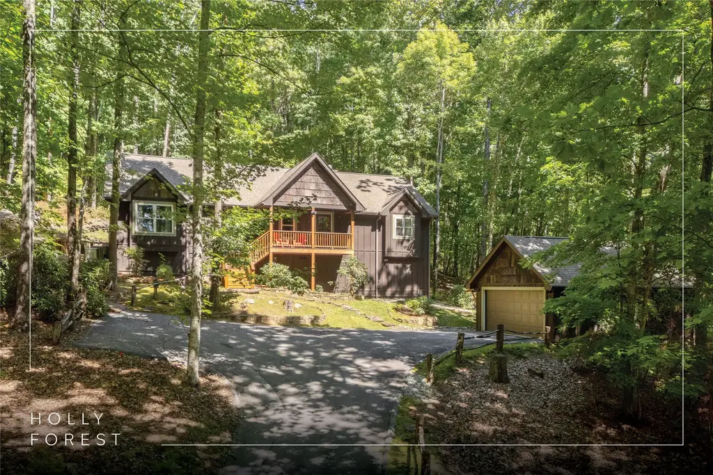 380 Rock Creek Court, Sapphire