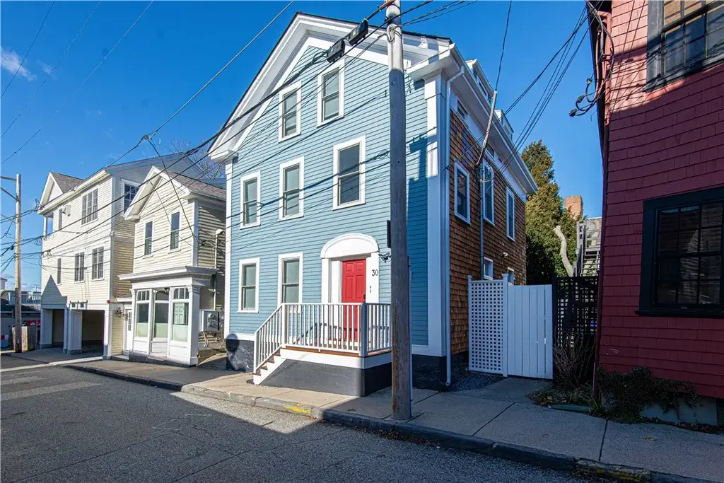 30 Prospect Hill # 2, Newport