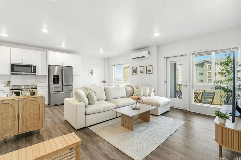 (unit #2204) 91-3641 Iwikuamoo Street, Ewa Beach