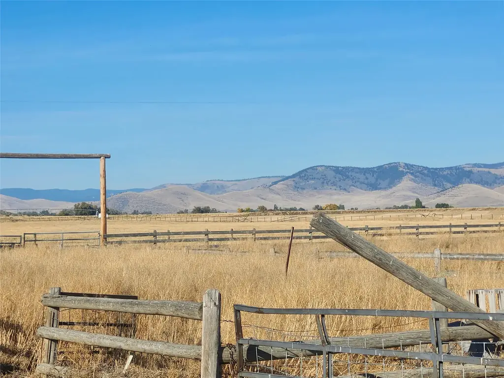 63 Roosma Road, Lonepine