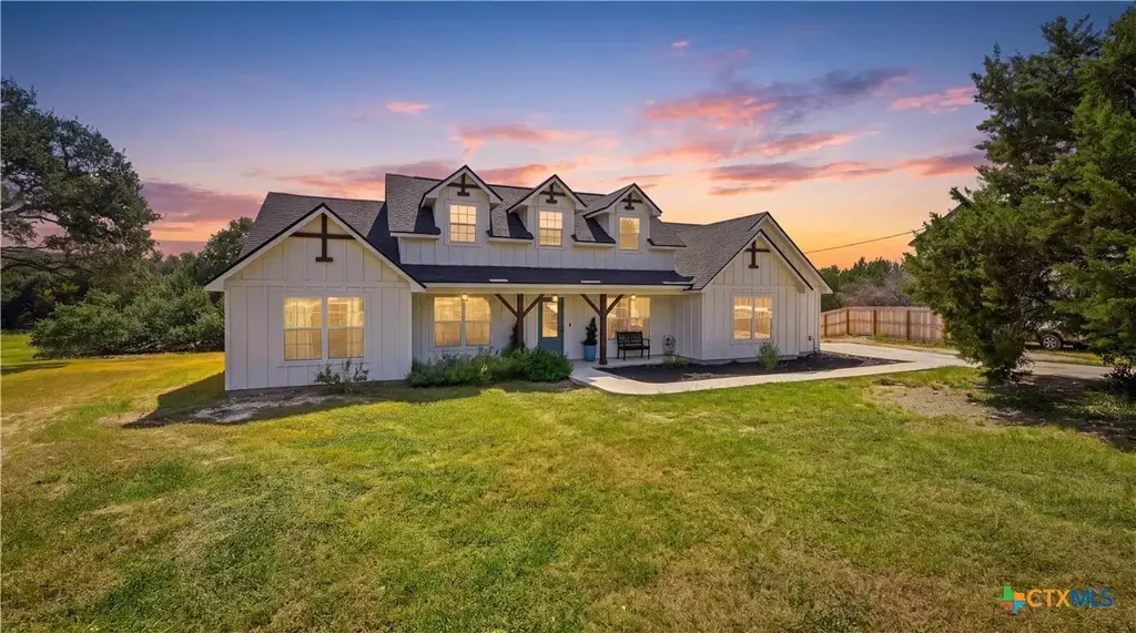1973 Desiree Street, Canyon Lake