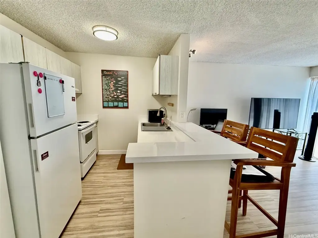 (unit #603) 725 Piikoi Street, Honolulu
