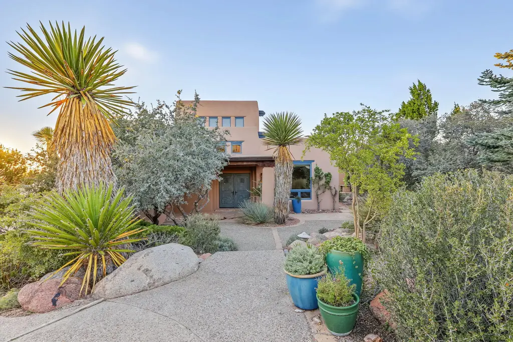 349 Paintbrush Drive Ne, Albuquerque